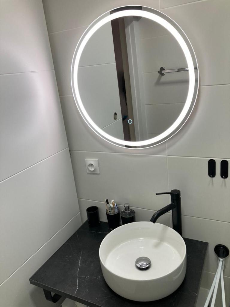 Tres Bel Appartement Entierement Renove Empuriabrava Exterior photo
